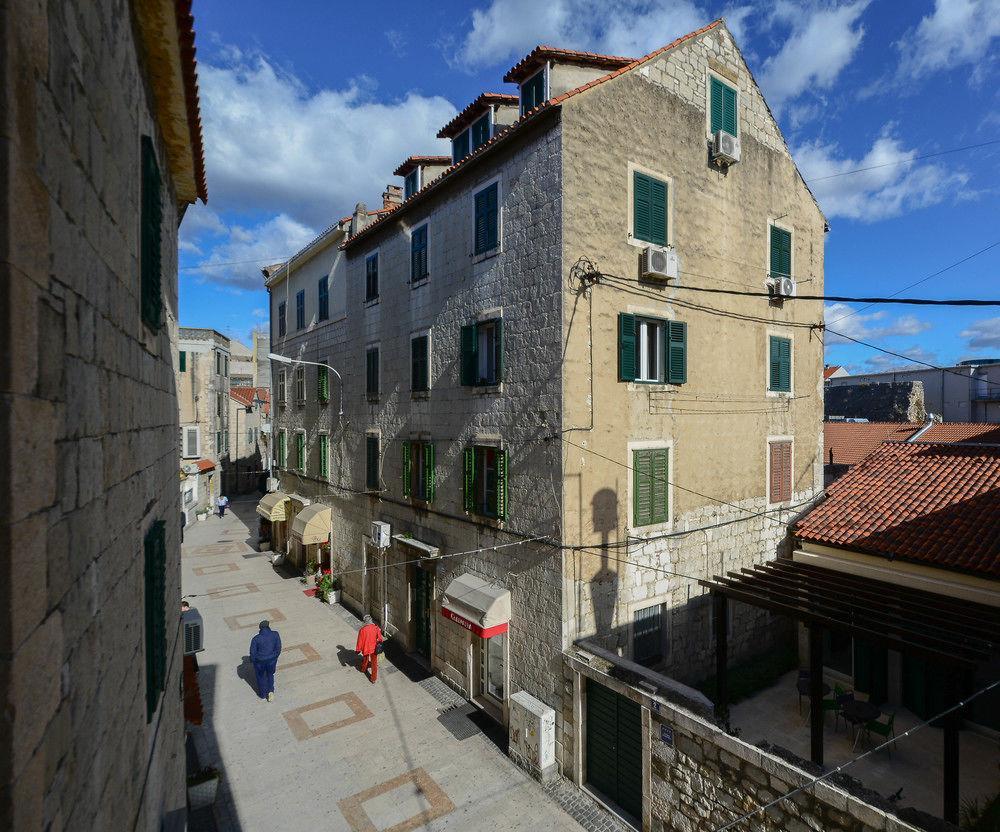 Maison d'hôtes Tri Lava Luxury Living 4*