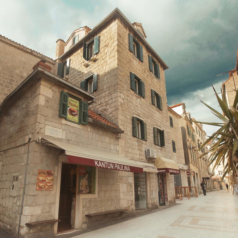 Tri Lava Luxury Living Maison d'hôtes 4*
